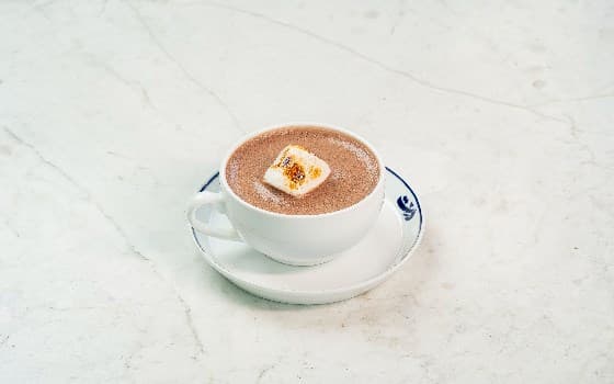 شکلات داغ با شیر گیاهی